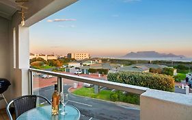 Big Bay Beach Club 21